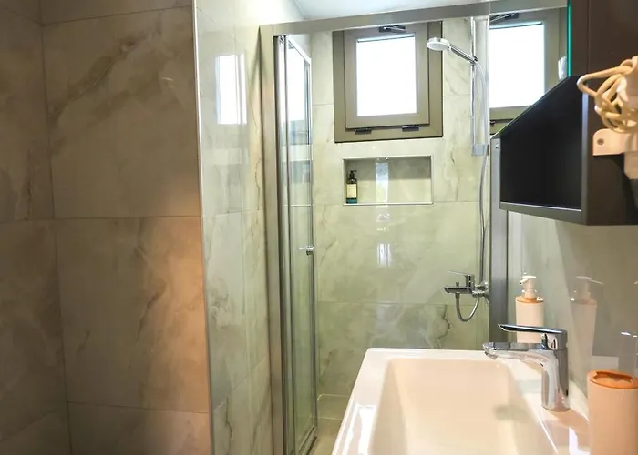 Karya Вилла Дальян